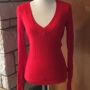 Great v-neck sweater